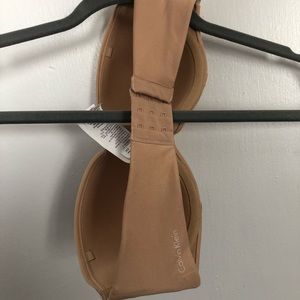 New 32 C Calvin Klein Nude Strapless Bra
